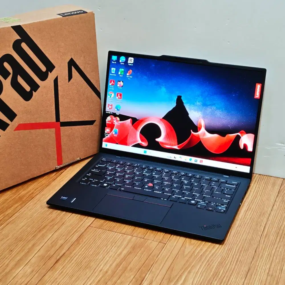 ThinkPad X1 Carbon Intel Core Ultra 7 165U EVO 32GB 1TB SSD Fullset