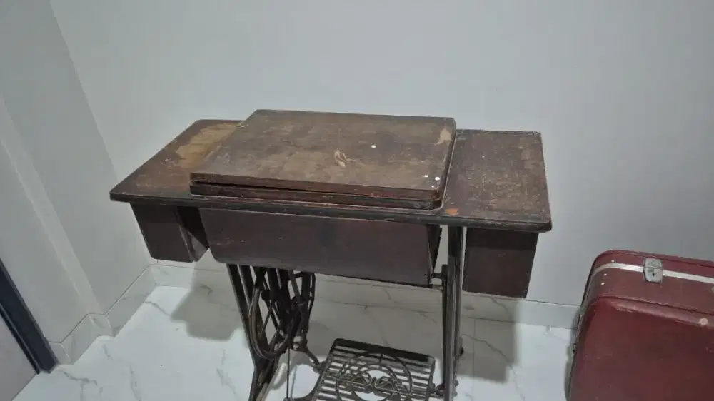 Mesin Jahit Singer Jadul