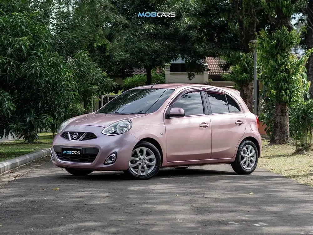 MARCH 1.2 XS AT 2014 MOBCARS CASH BISA NEGO!!