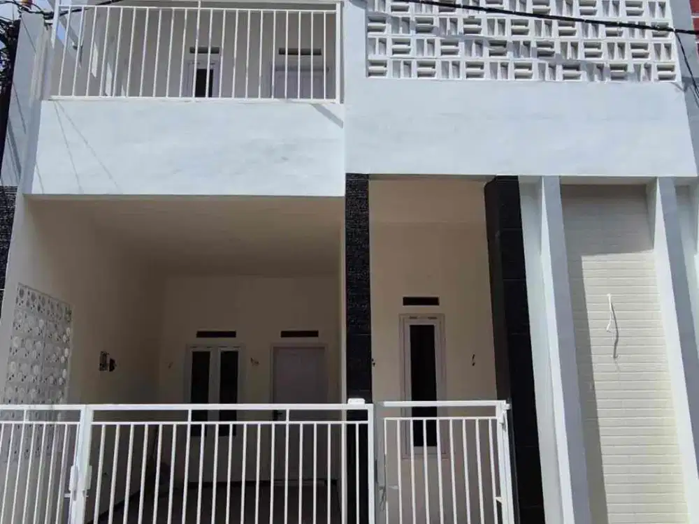 Dijual Rumah Cantik 2 Lantai Siap Huni di Perumahan Riung Bandung