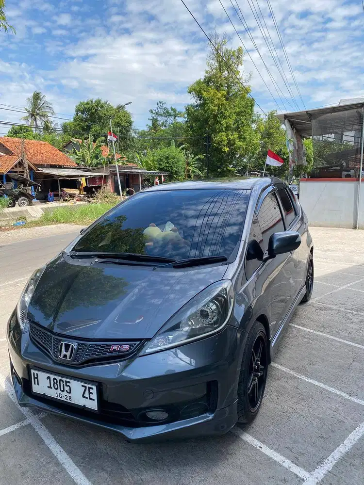 HONDA JAZZ RS 2013