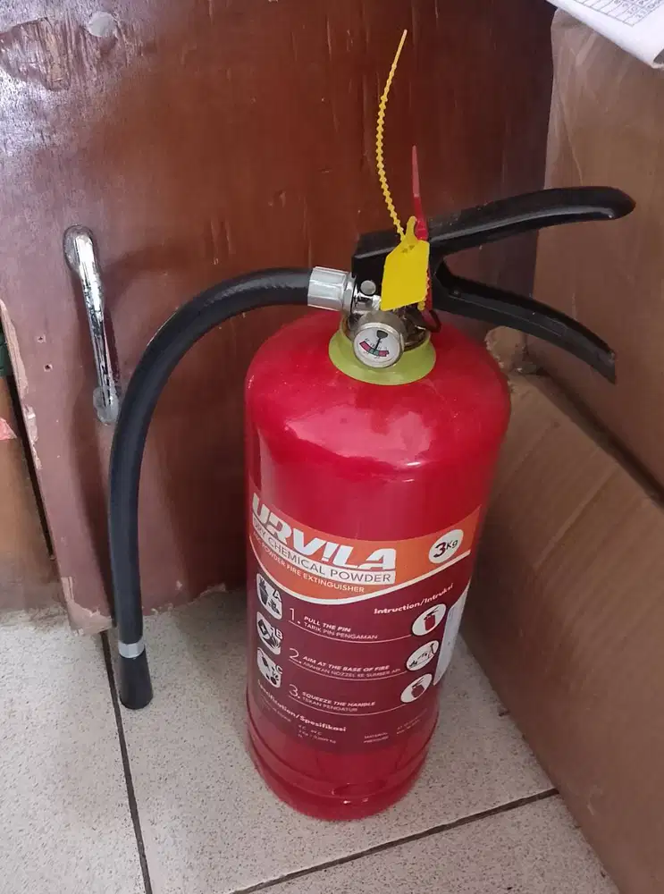 Apar  dry chemical powder 3 kg