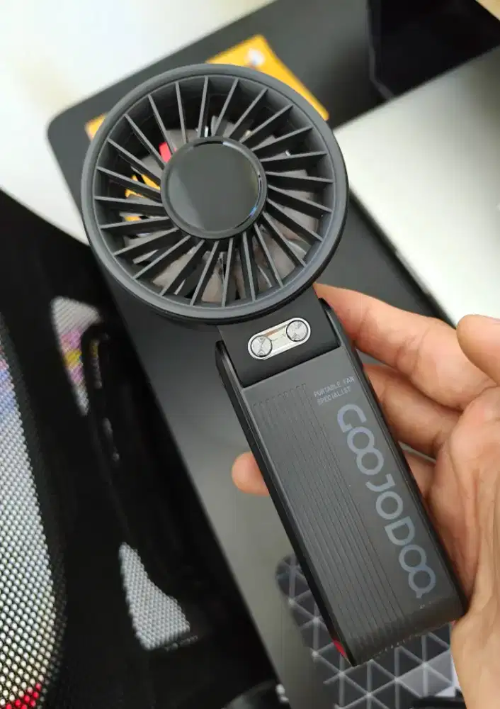 Kipas Angin Portable Goojodoq 4000mAh