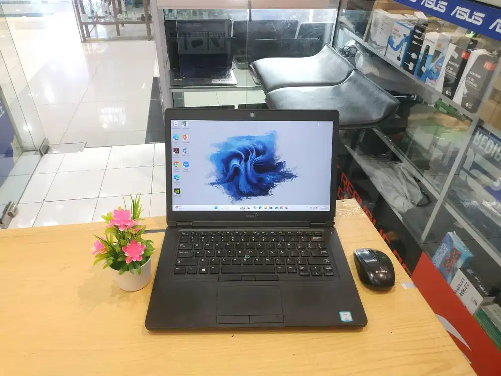 LAPTOP DIJUAL DELL LATITUDE 5490 CORE i7 GEN 8 RAM 8GB