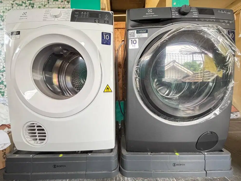 Merek Electrolux jenis Ultimatecare 500/ ULTRAMIX dan ultimatecare 300