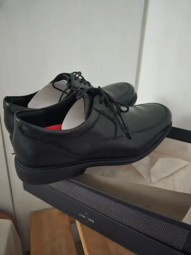 Jual Cepat Sepatu Rockport Original uk 42.5 BNIB murah