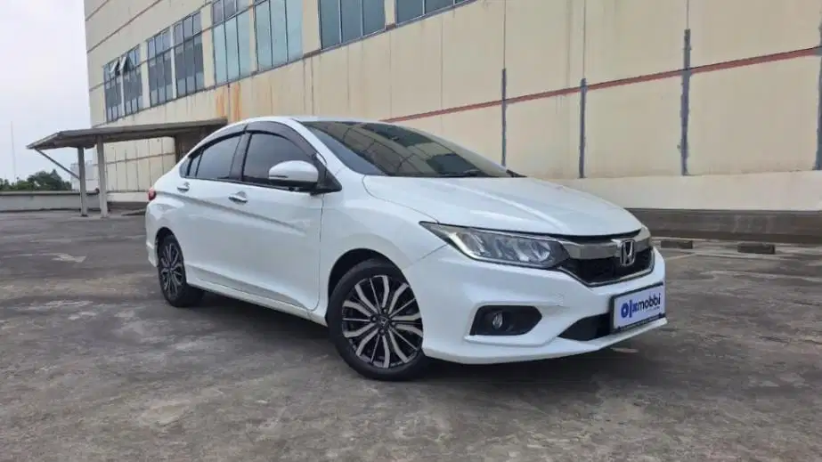 TERMURAH Honda City 1.5 E Bensin-AT 2018 7BE B