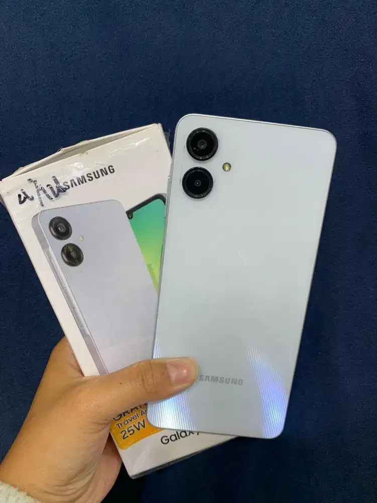 samsung a06 4/128 likenew garansi on 2026