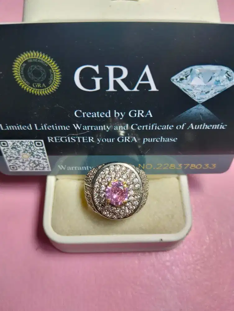 Cincin Pink Moisanite Gemstone
