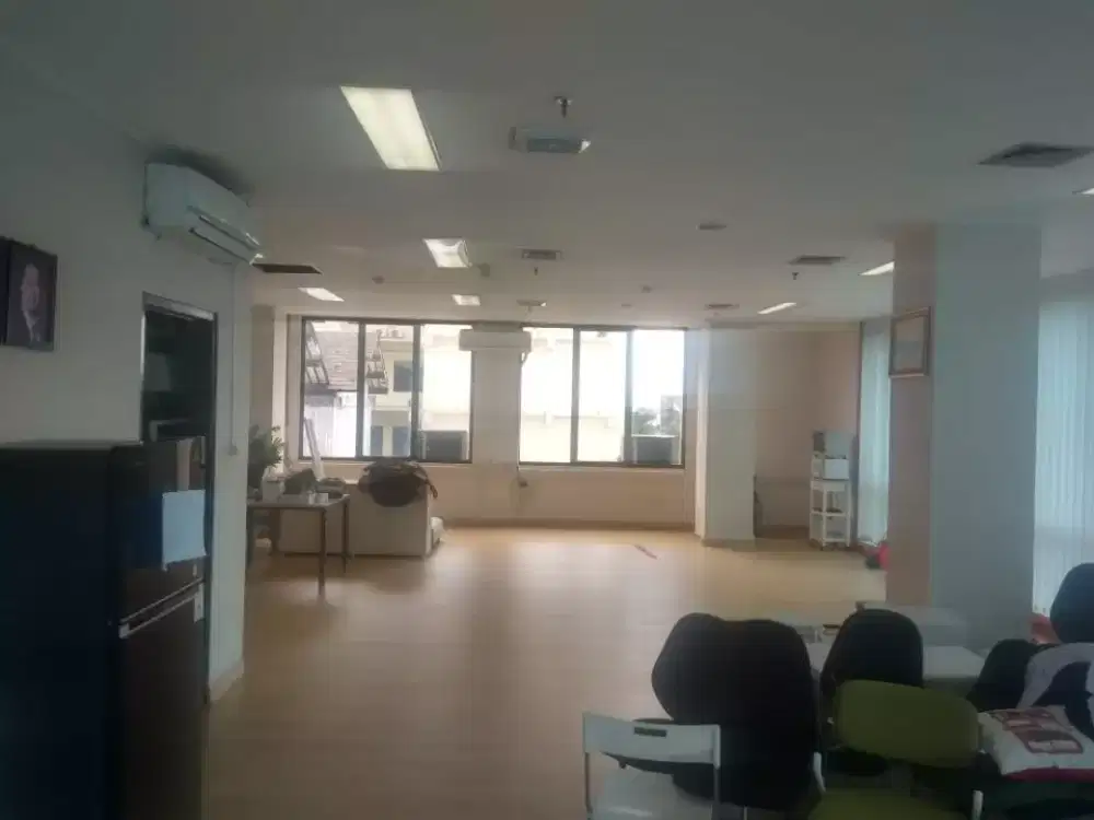 Terima jasa pemasangan vinil&spc