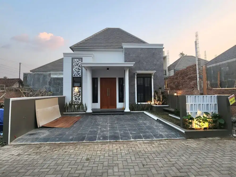 RUMAH CLASSIC MODERN BARU DI BARAT RSA UGM & TERMINAL JOMBOR