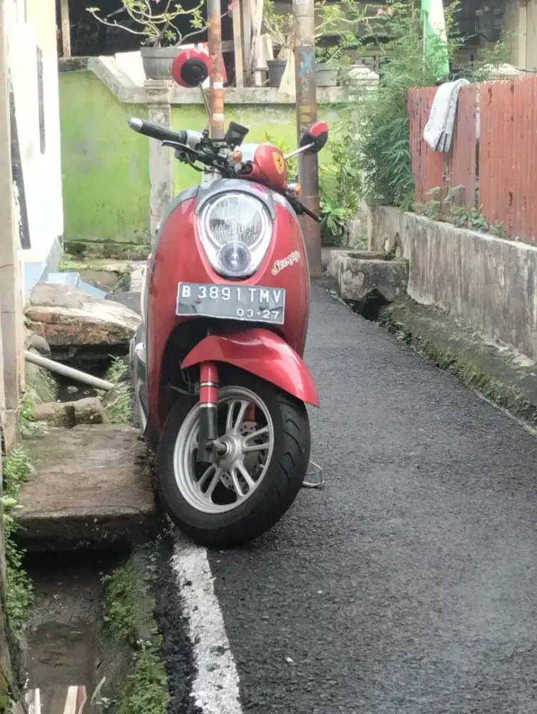 Honda Scoopy karbu THN 2012
