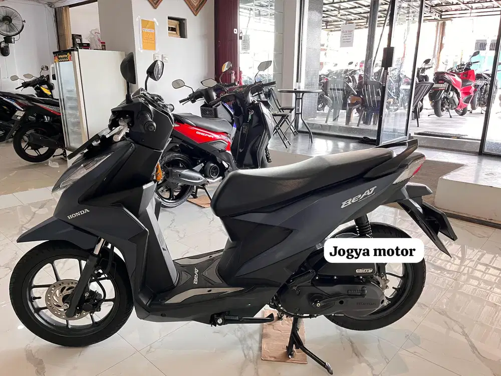 (B) honda beat deluxe 2023 cash dan credit