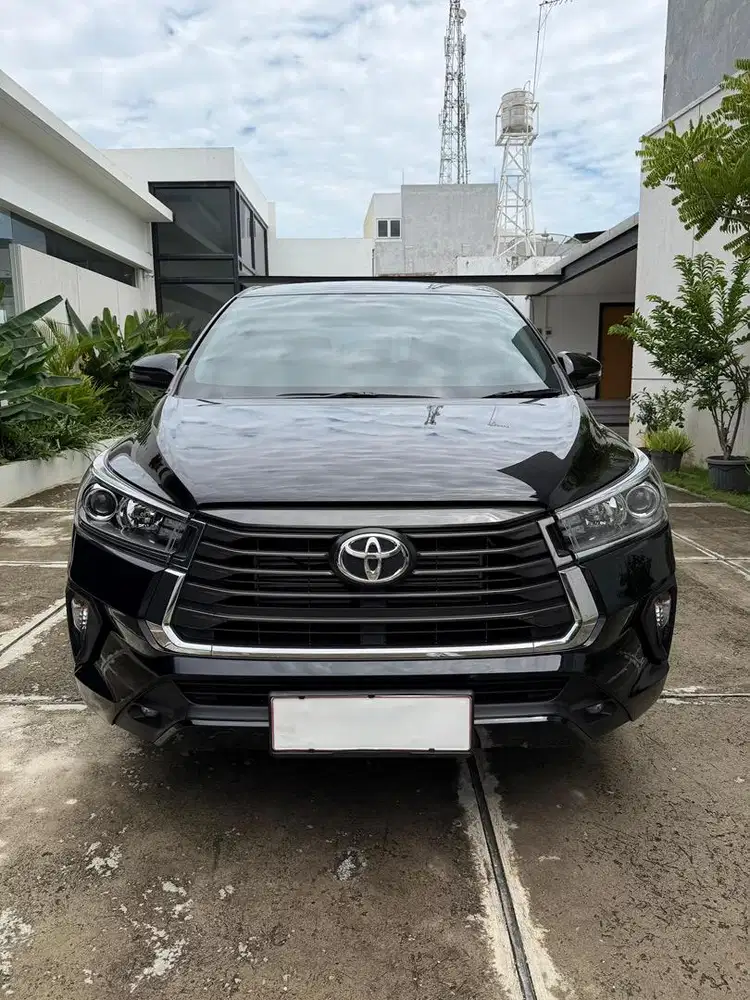 Jual Innova V Diesel Matic 2022 Super istimewa