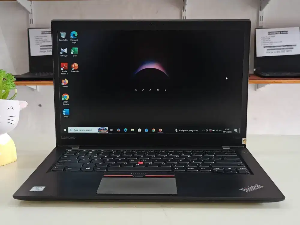 Laptop bekas Lenovo Thinkpad T460s Intel Core i5-6300U Ram 8 GB