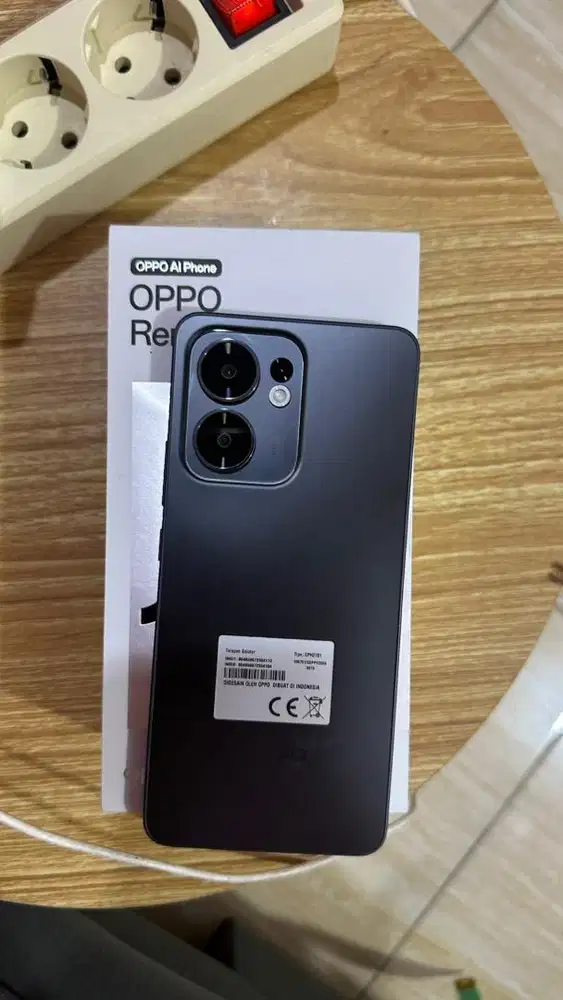 Dijual oppo reno 13f 5G 8/256