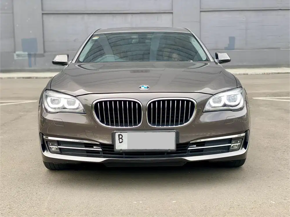 BMW 730li AT 2013 BROWN