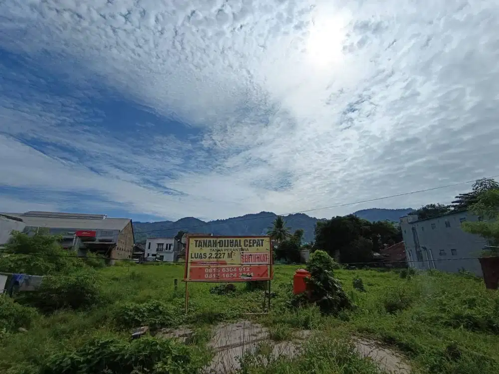 JUAL TANAH Pinggir Jalan Raya Dekat Alun2 Kota Pelabuhanratu Sukabumi