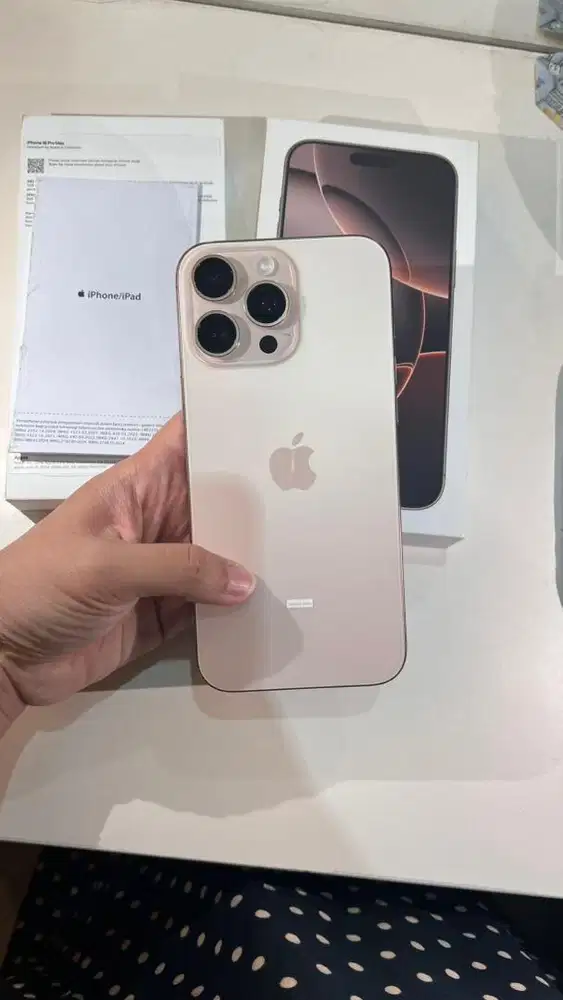 IPHONE 16 PRO MAX 256 TITANIUM