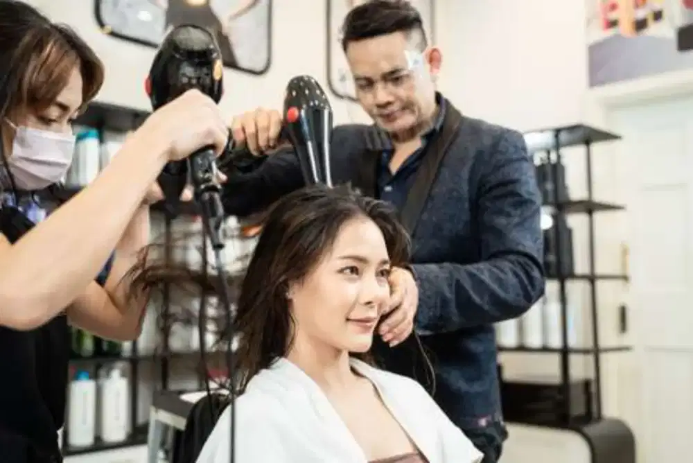 DIBUTUHKAN KARYAWATI SALON