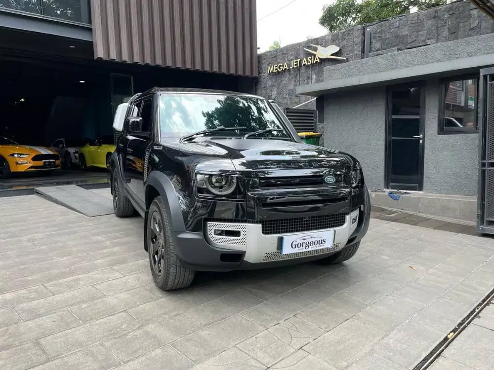 Land Rover Defender SE P300 NIK 2020