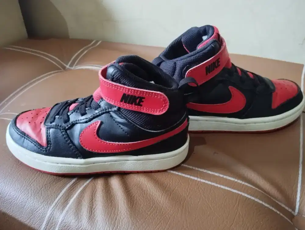 Sepatu Anak Nike