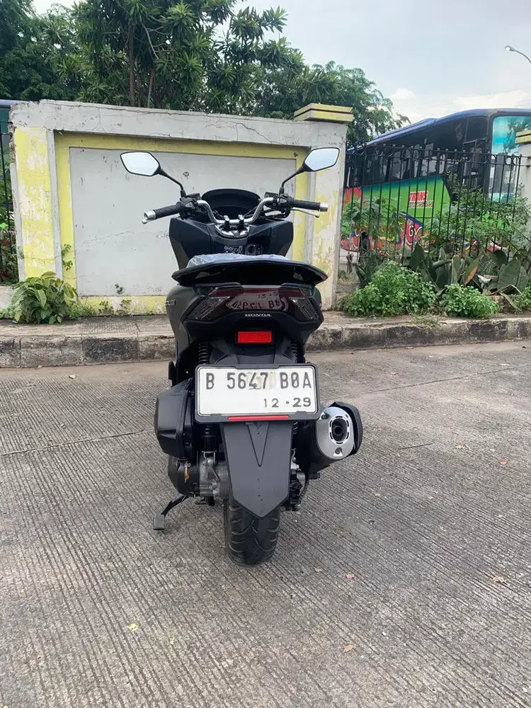 DP1.JT  HONDA NEW PCX 160 CBS TAHN 2024 CASH & CREDIT KM 13 RB