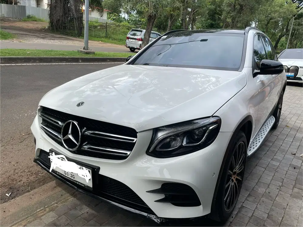 Mercedes-Benz GLC200 2019 Bensin