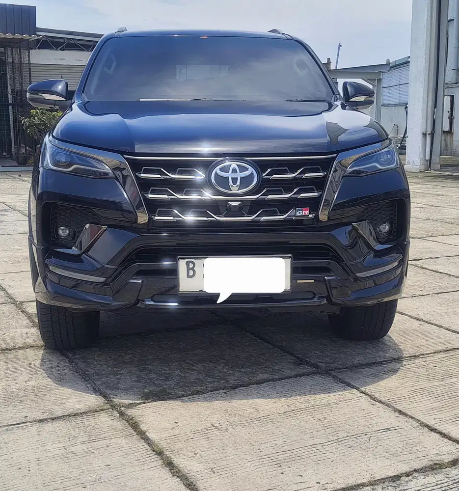 TOYOTA FORTUNER 2.8 [4x2] GR Sport DSL Solar AT facelift
Nik 2023
