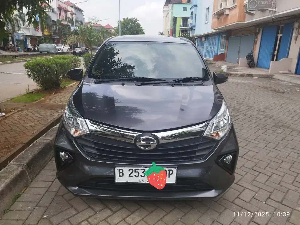Daihatsu Sigra R AT 1.2 tahun 2020 Abu-abu