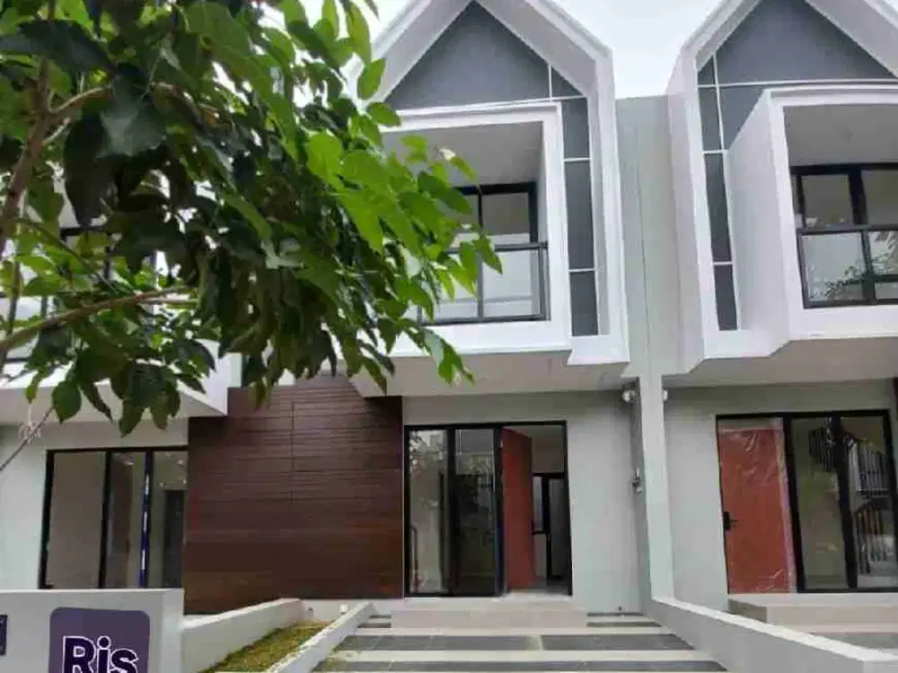 disewakan Rumah Semi Furnish.Lt 64
LB 75
Kamar uk 3x5 ( 2 kamar ) , dan 1 lg kamar uk 3x3,5 
AC setiap kamar
Meja makan dan kursi 4
Kitchenset 
Tempat tidur + divan
Lemari 3 pintu
Air pam
Hordeng 
Carport,deposit 3 jt.rismaya