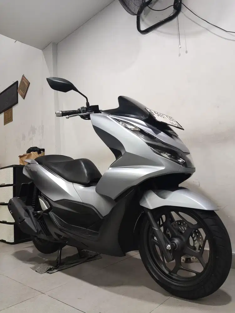 PCX 160 CBS 2024 / 2025 Silver Orisinil Plat Jakarta Low Km 9rb ABBA