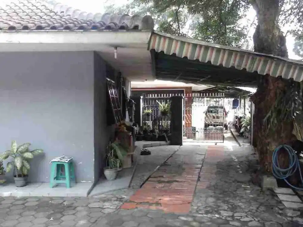 RUMAH HARGA SETENGAH NJOP, JALAN SETIABUDI RAYA, PREMIUM, JARANG ADA