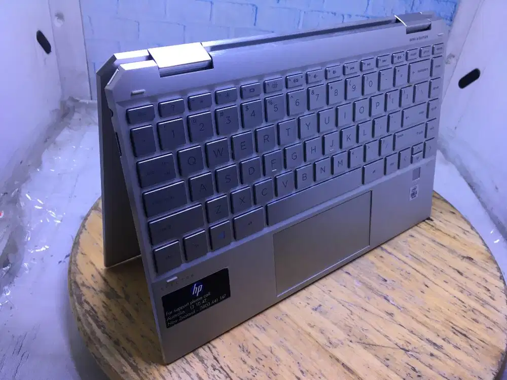 HP SPECTRE X360 CONVERTIBLE 13 I5 1035G4 8GB RAM 256GB SSD FHD TOUCH M