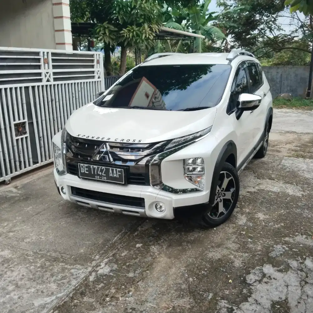 Xpander cross plus AT 2021