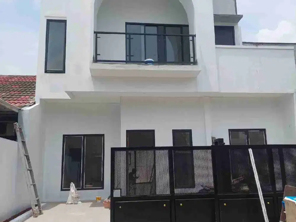 Dijual Hunian Baru 2 Lantai Cantik Nyaman Strategis Kencana Loka BSD