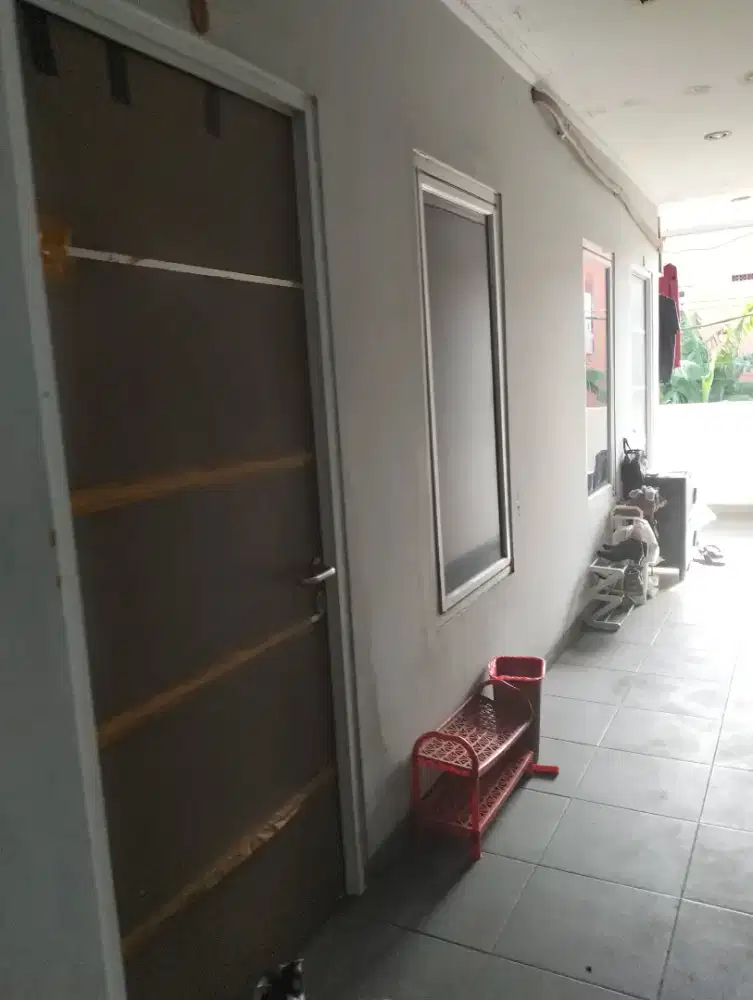 Jual rumah kos lt3 dengan 18 kamar