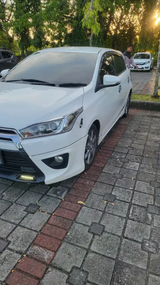 Jual yaris  trd