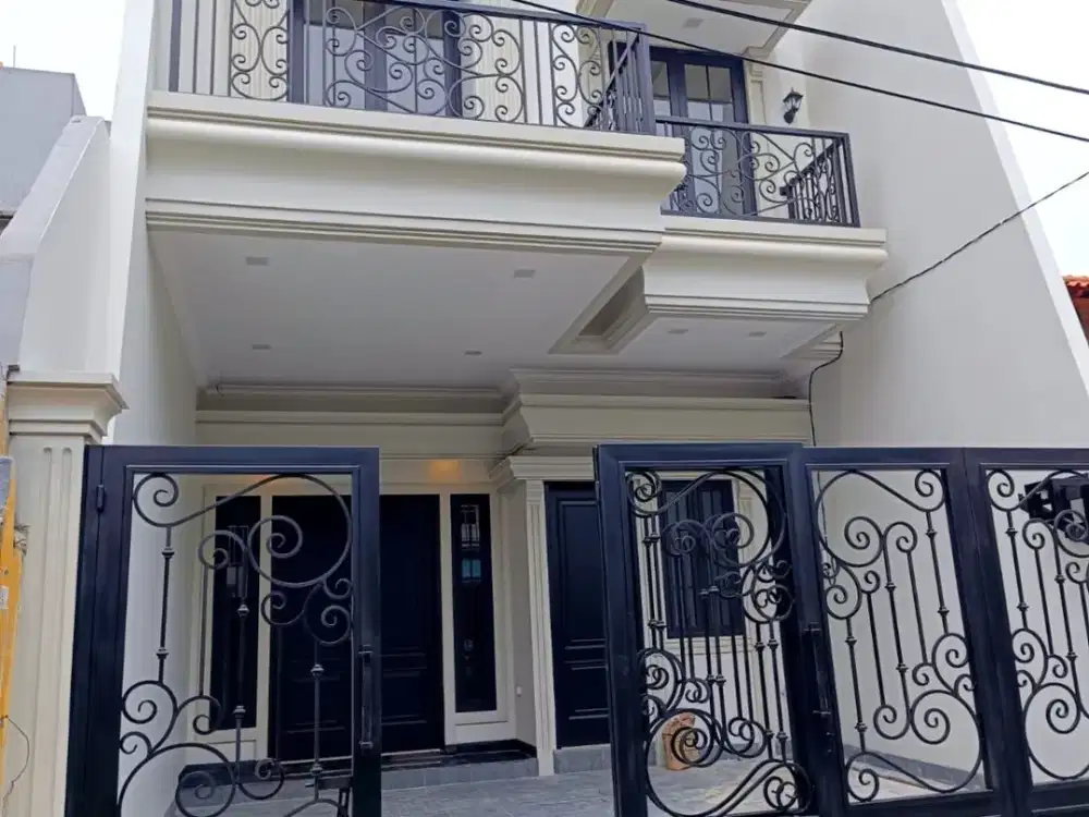S304B Rumah Baru Modern Classic Rawamangun Jakarta Timur