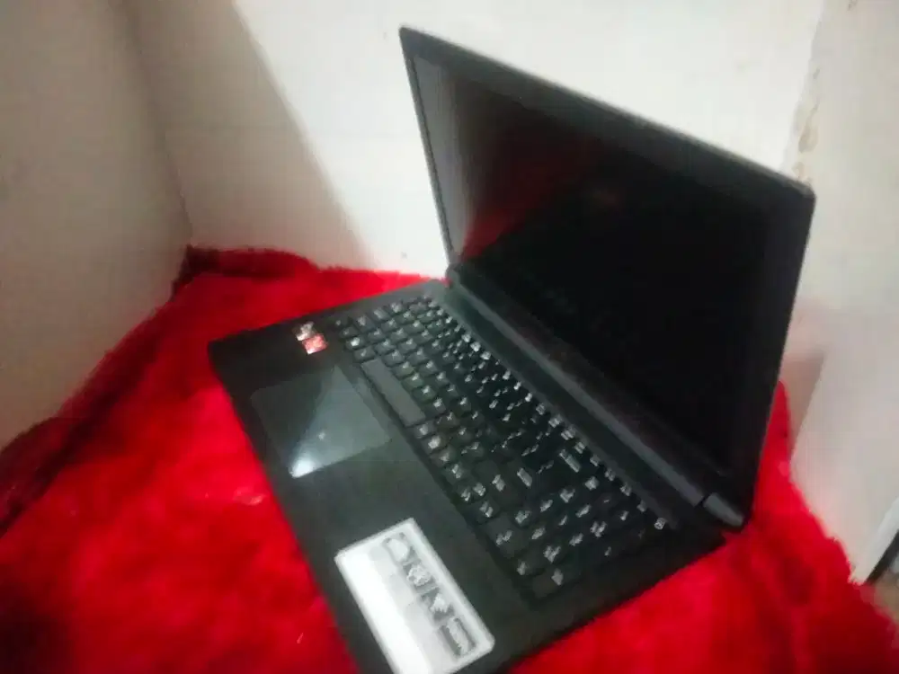 Acer aspire A315-41/amd ryzen3-3200 /Ram4gb/ssd256gb/VGARadeon Vega 3