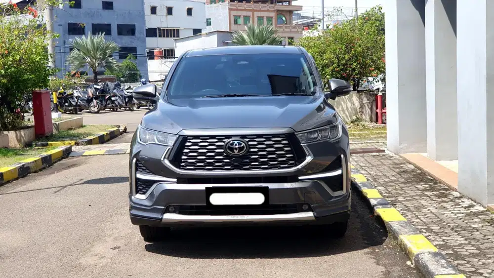 Toyota kijang innova zenix q hybrid modelista tss 2024 abu