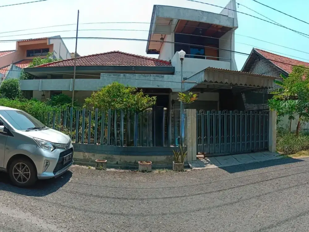For sale rumah ketintang dekat dengan jalan raya ahmad yani