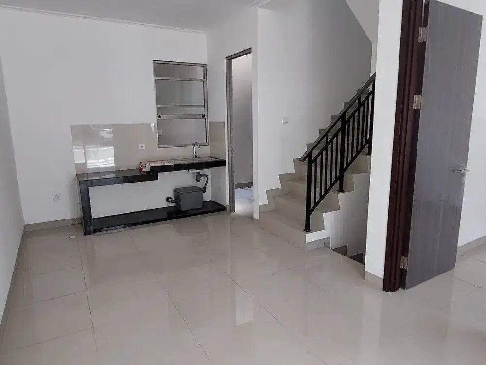 Jual cepat rumah pik2 6x12,5 brand new