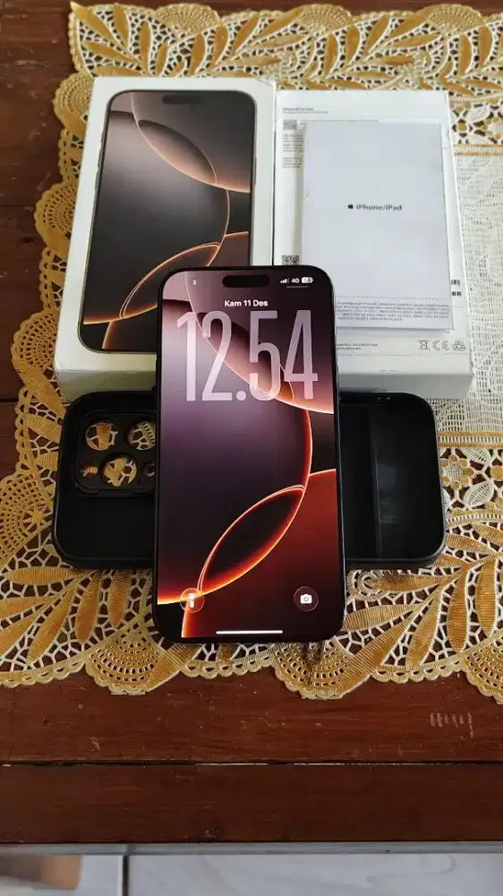 Iphone 16 pro max 256 ibox garansi September 2026