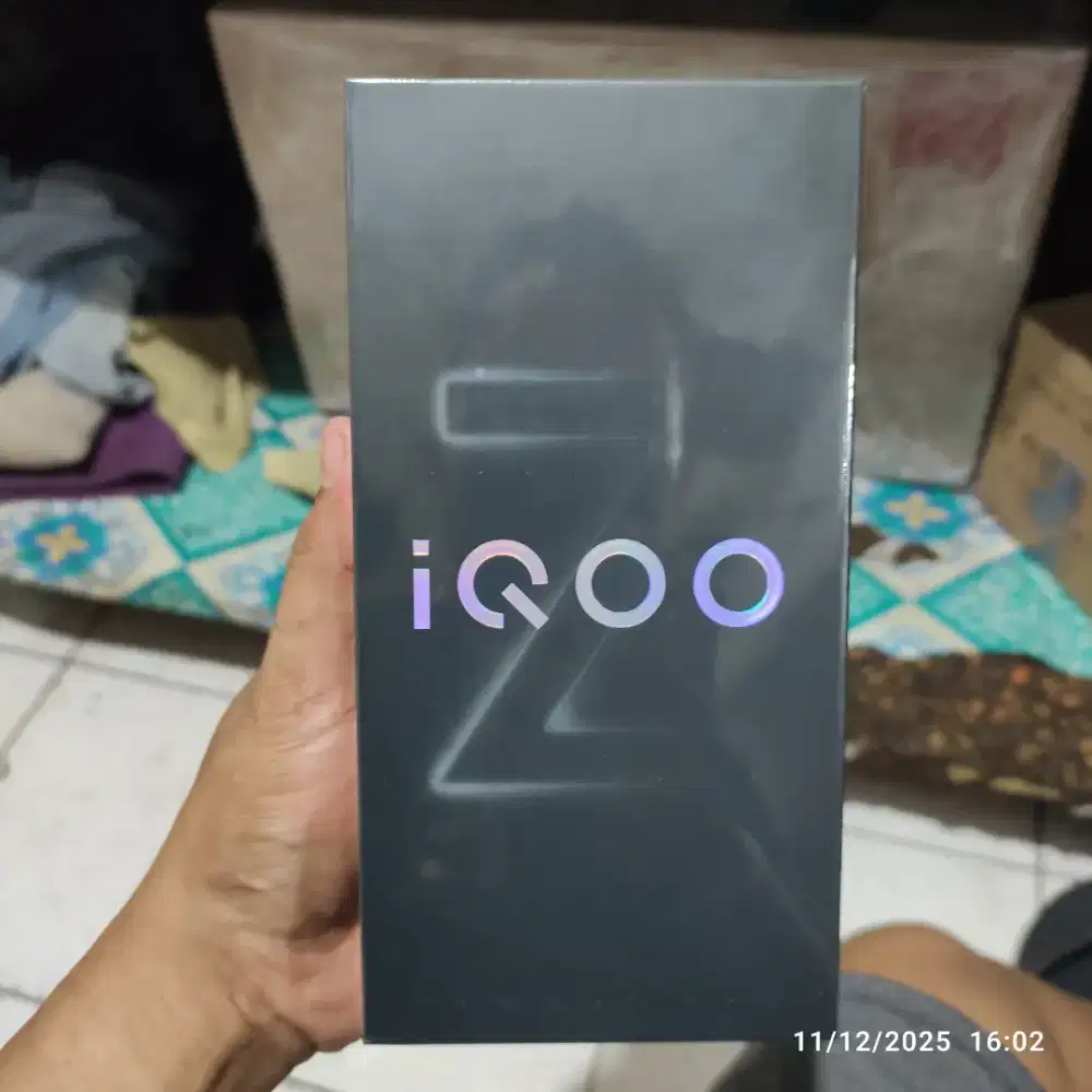 iQOO Z10 12/256GB Baru Garansi Resmi