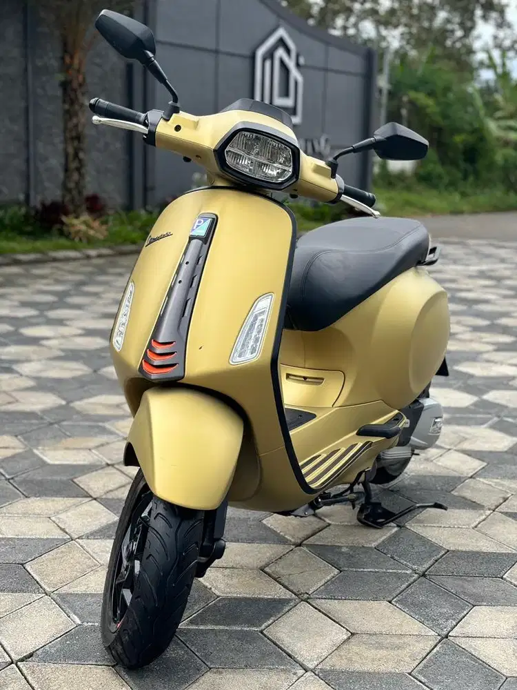 Vespa Sprint S 150 ABS IGet 2025 Odo 3rb W Gresik New Color Koko Motor