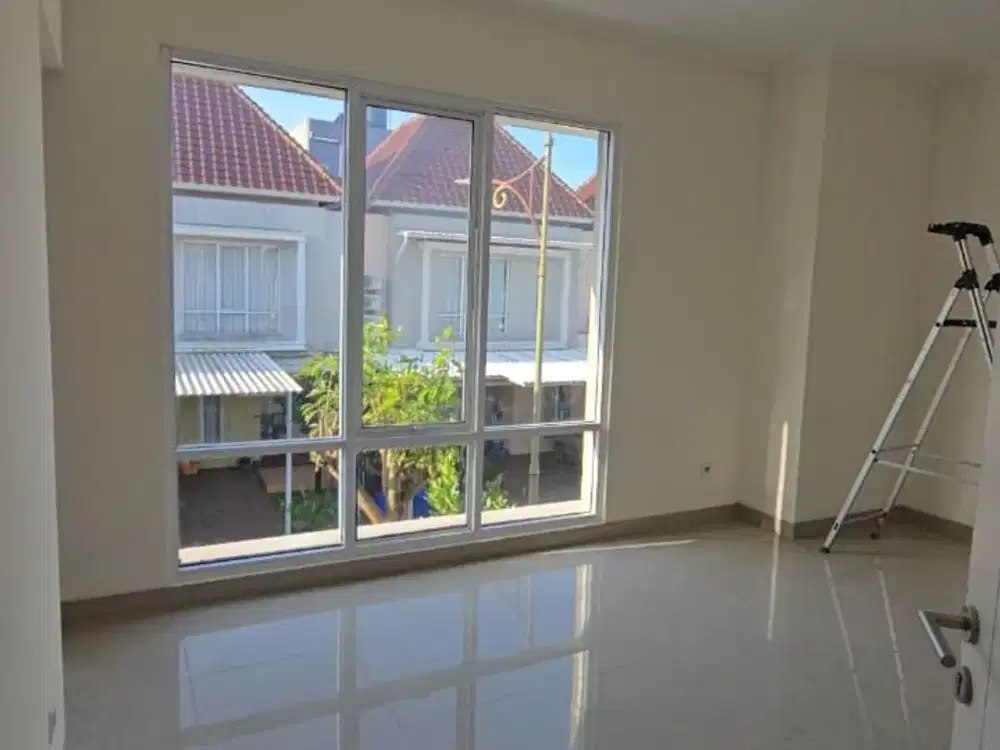 DIJUAL RUMAH CANTIK SIAP HUNI CLUSTER LATIGO GADING SERPONG