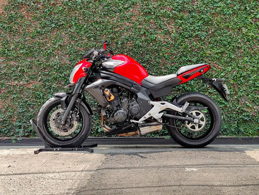 Kawasaki Ninja ER6N 2012 TT Istimewa