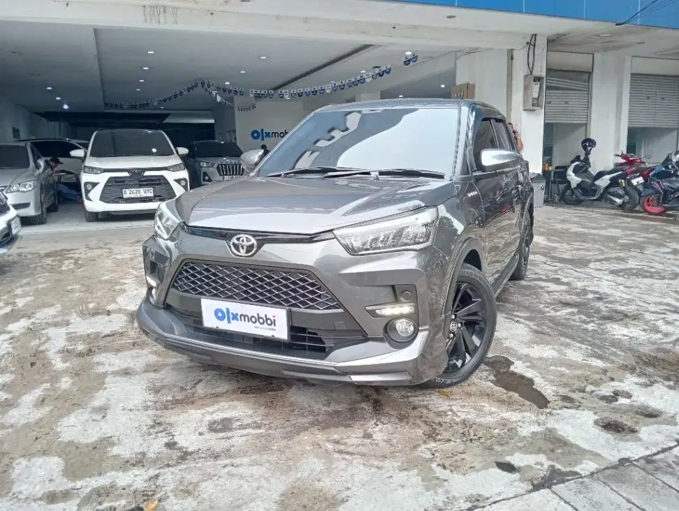 Like New - TOYOTA RAIZE 1.0 T GR SPORT ONE TONE BENSIN A/T 2021 ABU