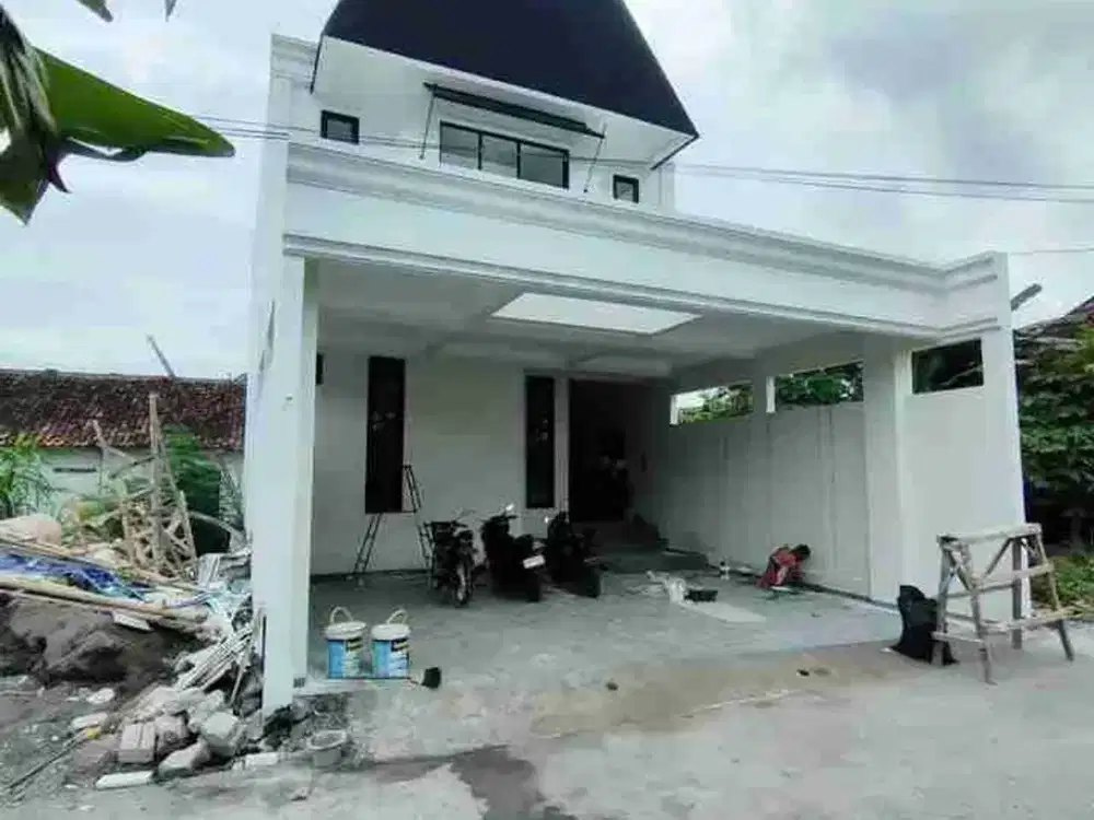 Dijual Rumah baru desain American Classic di Maguwoharjo